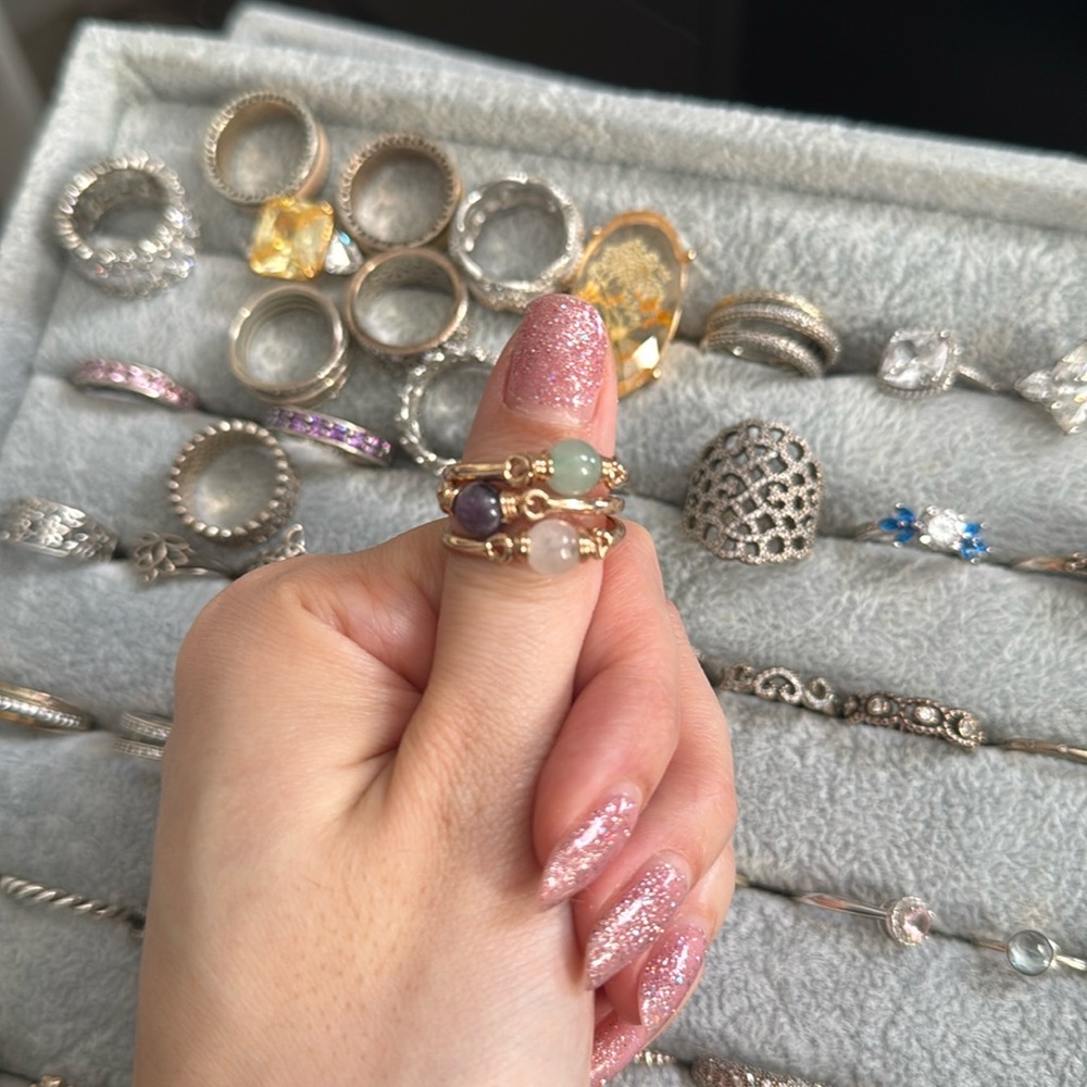 Rose gold rings set of three